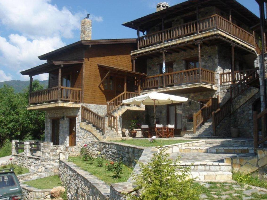 Εύχαρις Φιλόξενον Διαμέρισμα Φενεός Εξωτερικό φωτογραφία