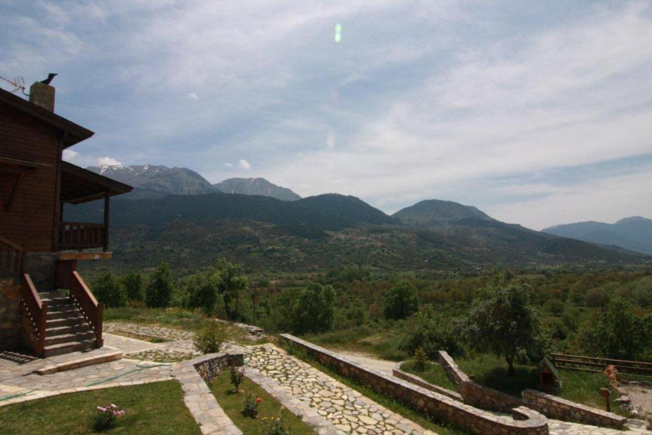 Εύχαρις Φιλόξενον Διαμέρισμα Φενεός Εξωτερικό φωτογραφία