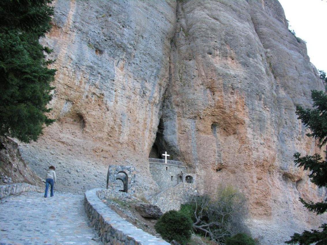 Εύχαρις Φιλόξενον Διαμέρισμα Φενεός Εξωτερικό φωτογραφία