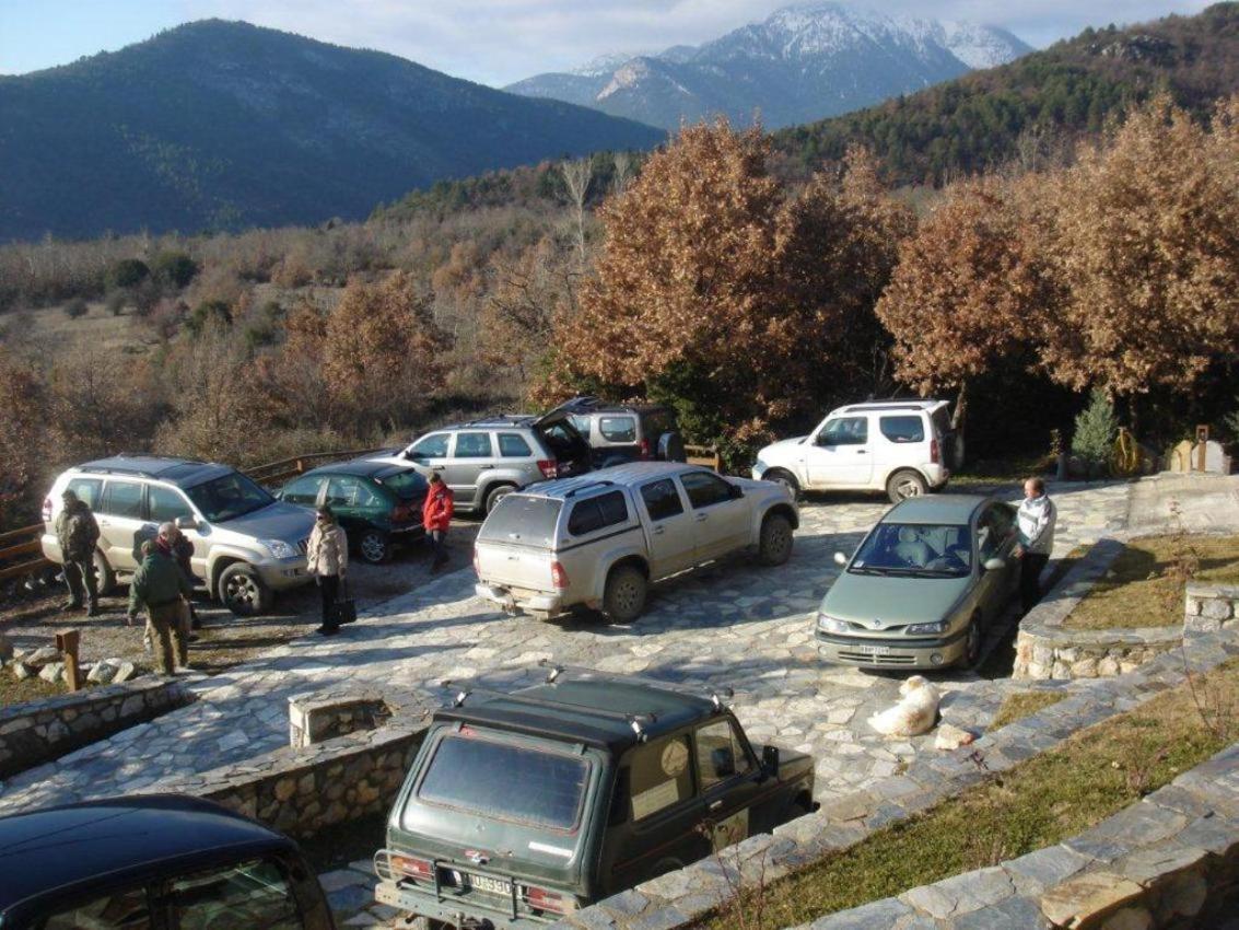 Εύχαρις Φιλόξενον Διαμέρισμα Φενεός Εξωτερικό φωτογραφία